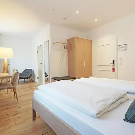 Schattenhofer Braugasthof Hotell 3*