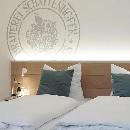 Schattenhofer Braugasthof Hotell 3*