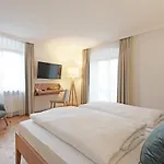 Schattenhofer Braugasthof 3*