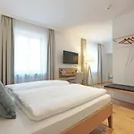 Schattenhofer Braugasthof 3*